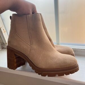 Vince Camuto Women's Tan Ankle Boots